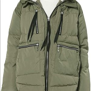 Orolay Women's Thickened Down Jacket